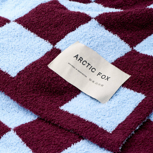 ARCTIC FOX | The Teddy Throw Blue Check