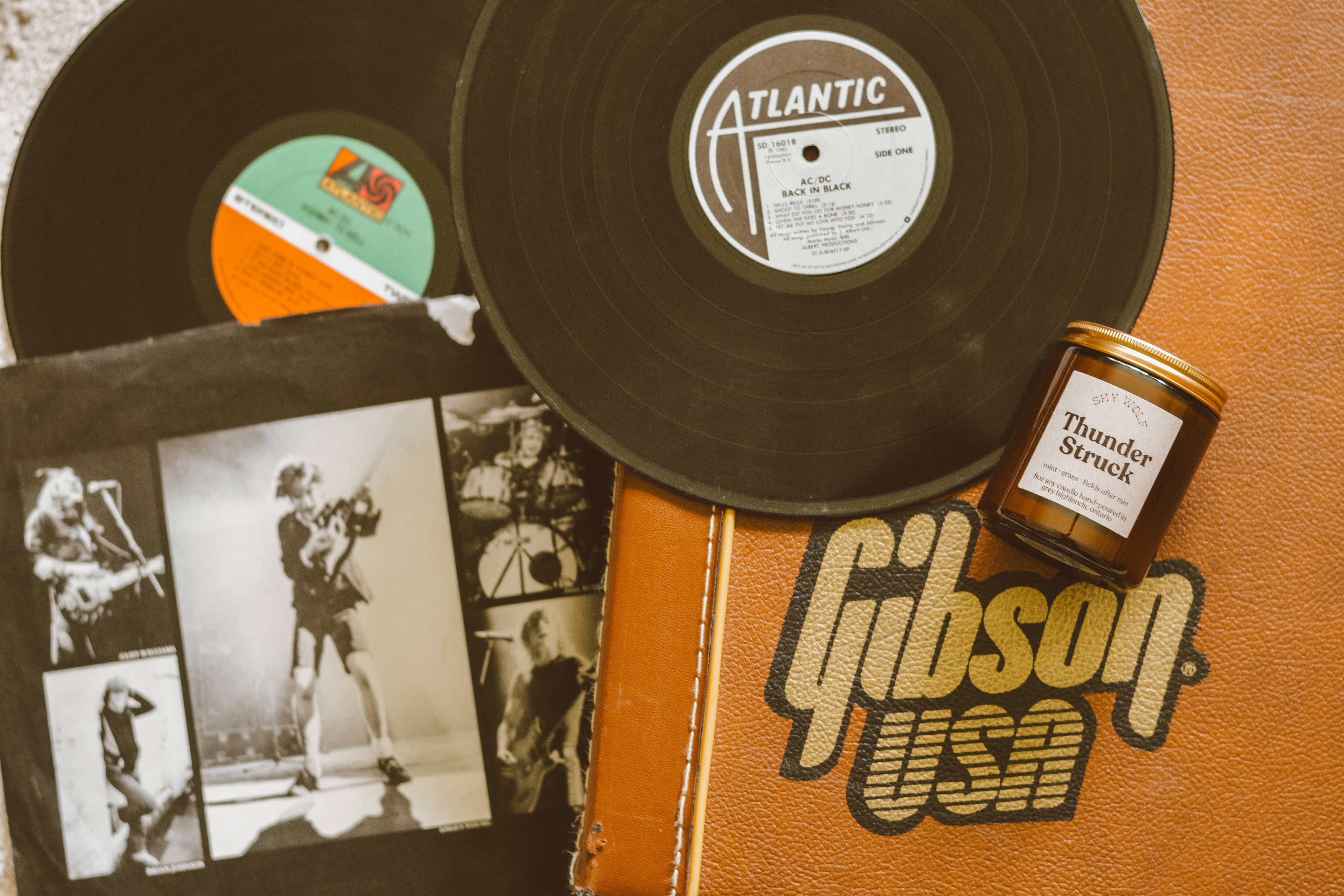 Shy Wolf Soy Candle | Thunderstruck