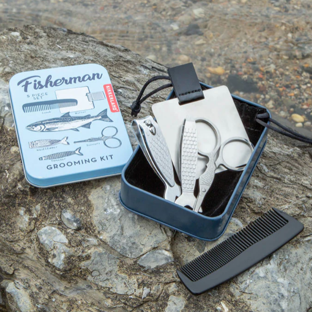 Kikkerland Fisherman Grooming Kit