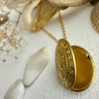 PIKA & BEAR | "Sophia" Vintage Oval Locket