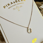 PIKA & BEAR | Gem Horseshoe Necklace in Gold