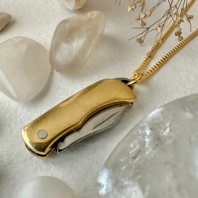 PIKA & BEAR | Simple Pocket Knife Charm Necklace