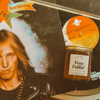 Shy Wolf Soy Candle | Free Fallin'