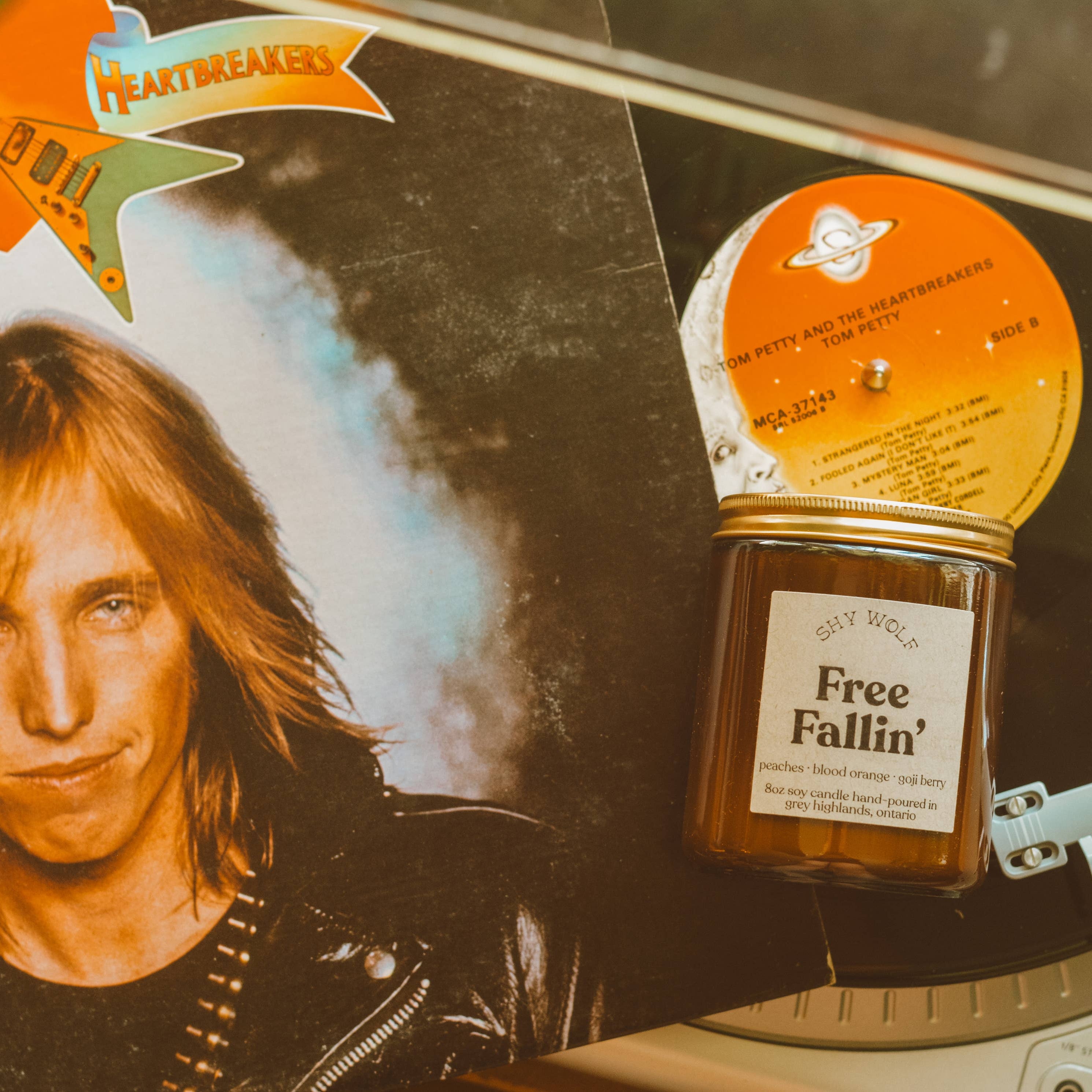 Shy Wolf Soy Candle | Free Fallin'