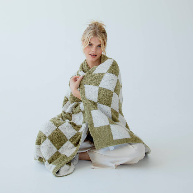 ARCTIC FOX | The Teddy Throw Khaki Check
